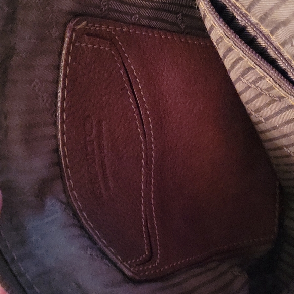 Rialto Leather Crossbody Bag - Picture 5 of 5